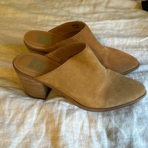 Super cute leather mules